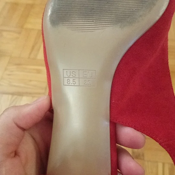 Red slingbacks - Picture 5 of 7